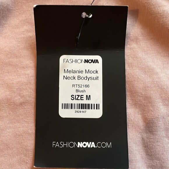 NWT Fashion Nova Blush Melanie Mock Neck Bodysuit - Picture 3 of 4